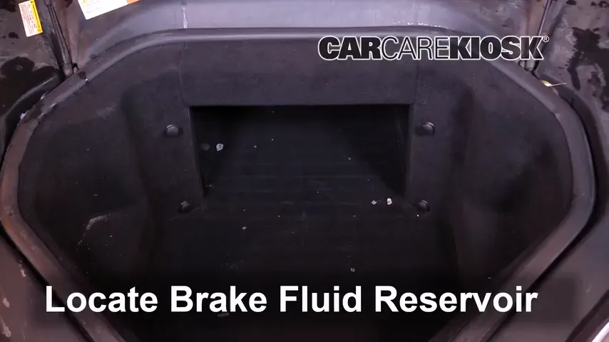 2014 Tesla S Electric Liquide de frein Ajouter du liquide